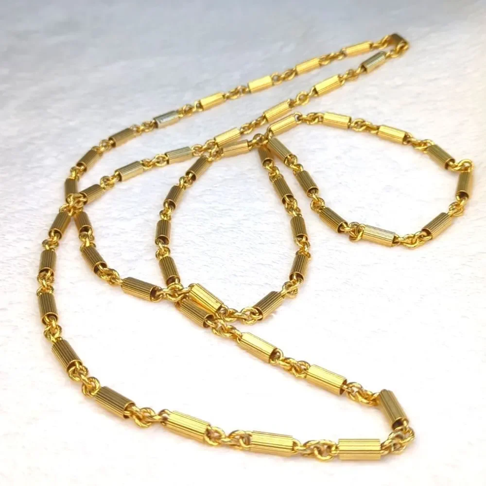 Vintage 1970's Goldtone 58" Chain Necklace with Ribbed Barrell Beads - Picture 6 of 13